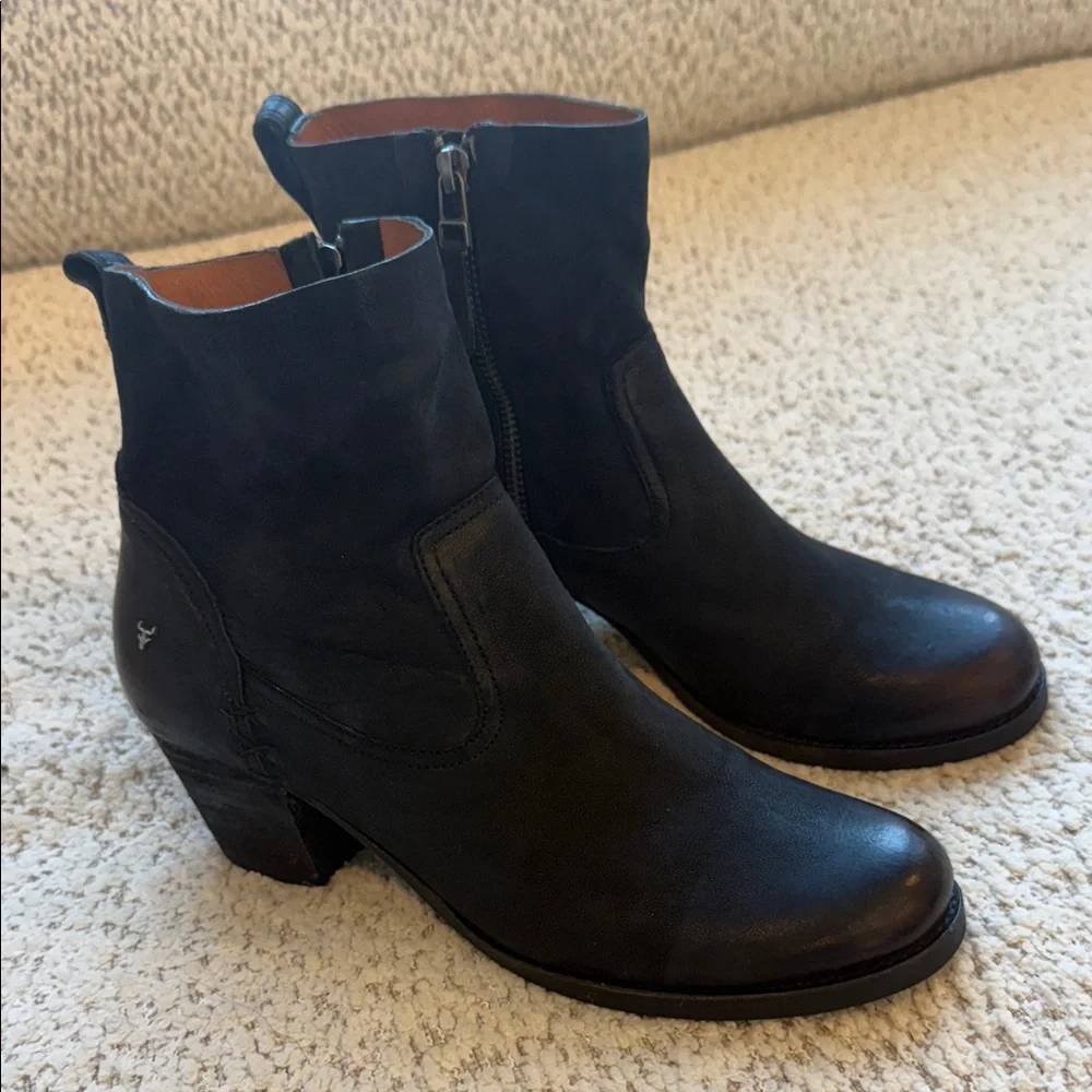 Elegant Black Leather Ankle‎ Booties